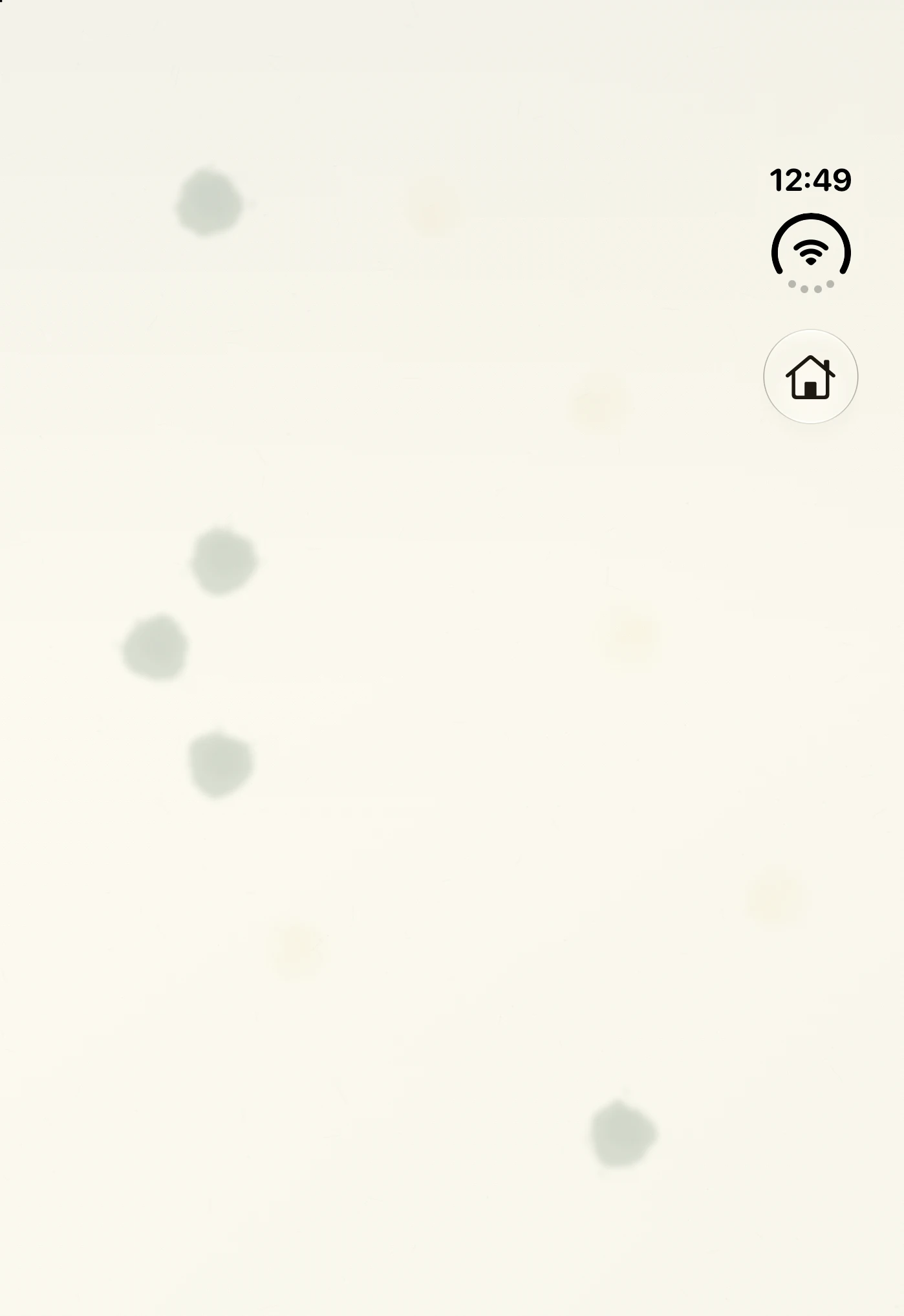 The folded notebook sheet on Duo’s outer display during a game.
